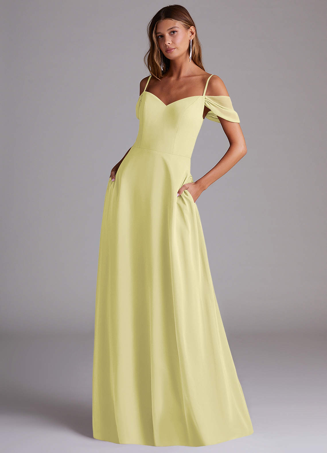 Azazie Marley Jurken voor bruidsmeisjes Converteerbaar Jurk van Chiffon met A-Lijn Off the Shoulder Citroensorbet image1