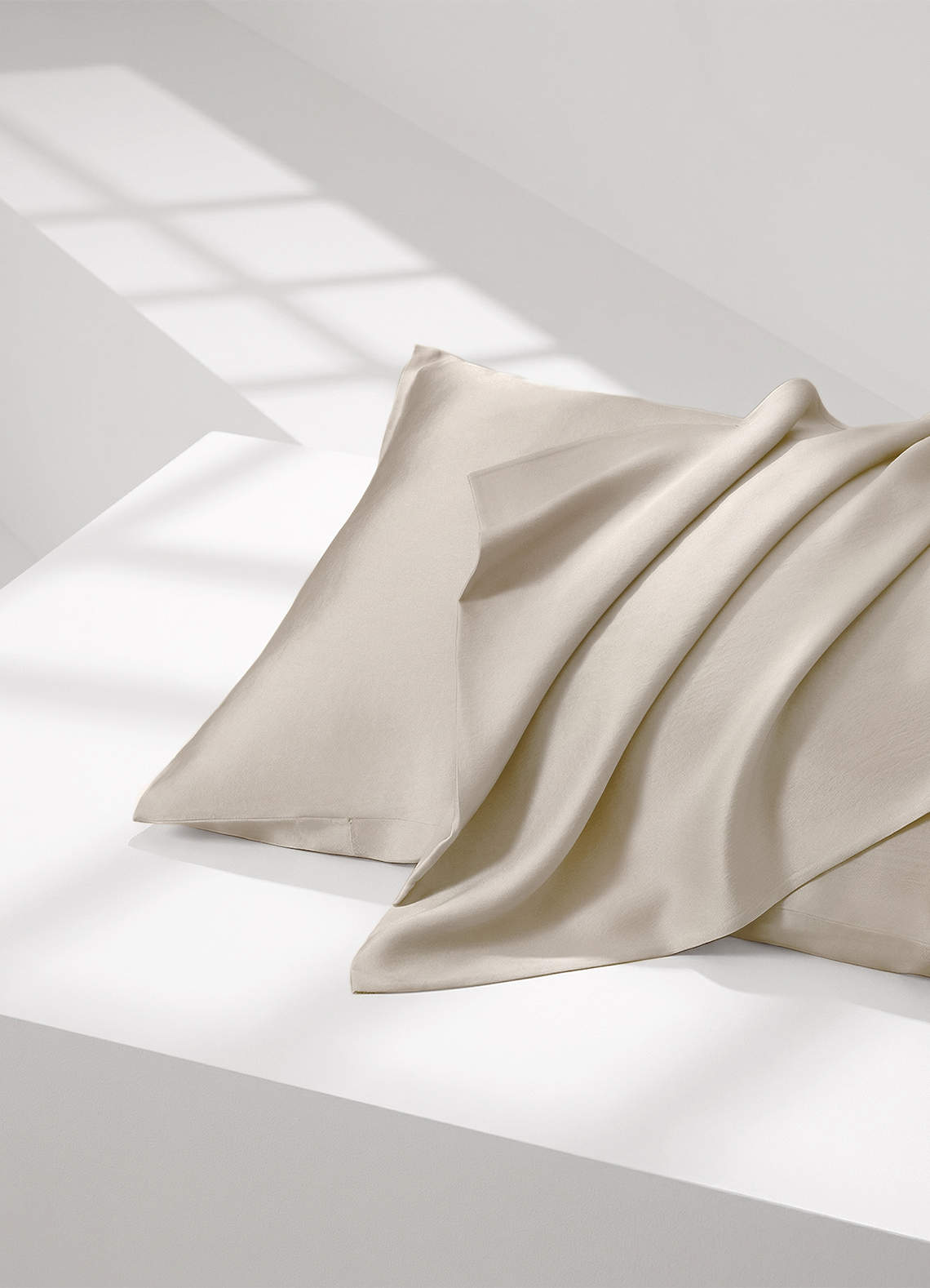 front 100% Washable Silk Pillowcase