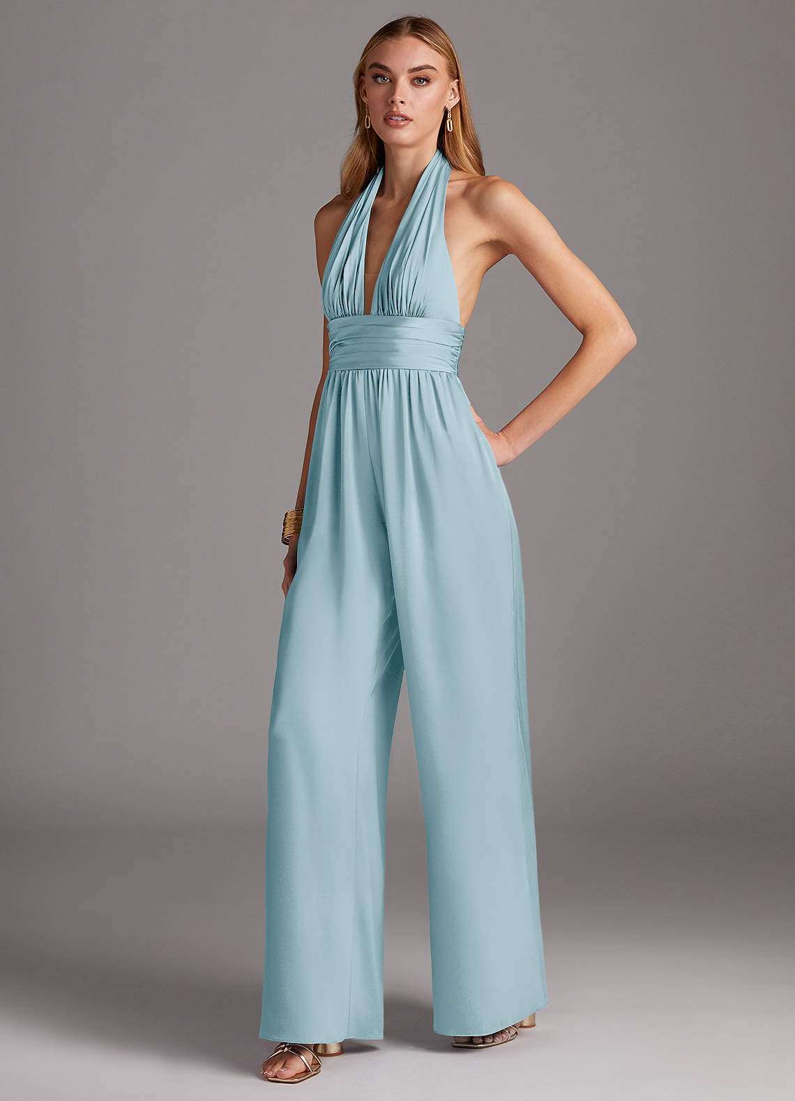 Azazie Oli Robes de demoiselle d'honneur Combinaison en Satin extensible Plissée Bleu Ciel image1