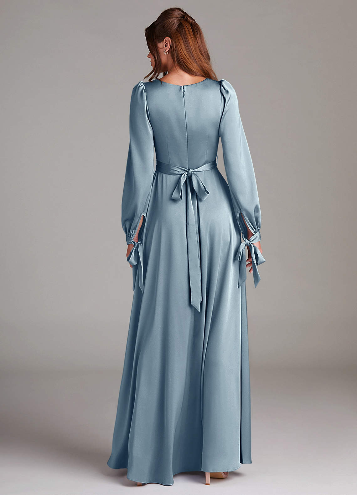 Azazie Leonia Suknie dla druhen Linia A Długi rękaw Satyna elastyczna Do ziemi Sukienka image1