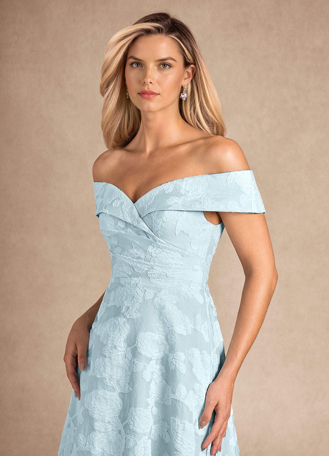 Azazie New London vestidos de madre de la novia Vestido de Jacquard Azul Pálido de Devorado Floral de Corte En A con Plisado image7