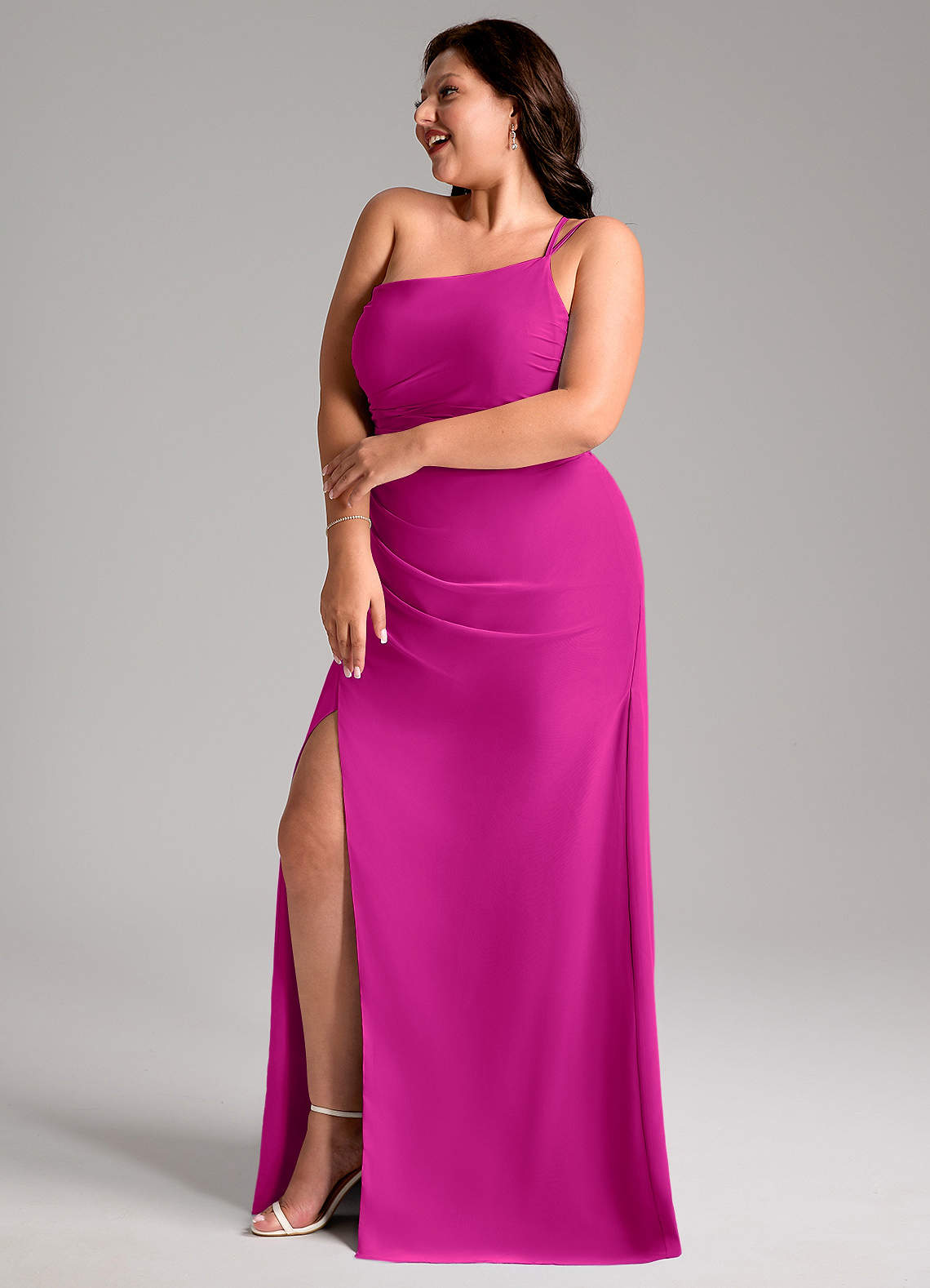 Azazie Eren Vestidos de damas de honor Vestido de Fucsia de Gasa de Corte Recto con Hombro unilateral image12