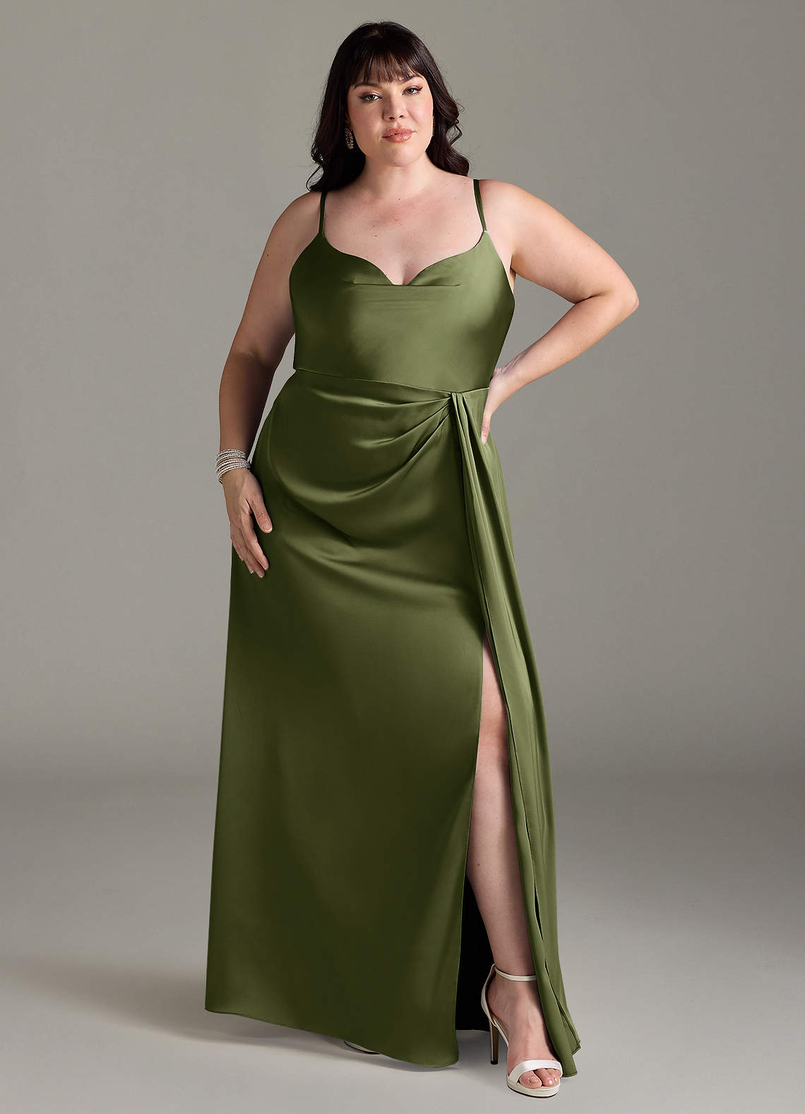 Azazie Brielle Brautjungfernkleider A-Linie Cowl-Spaghettiträger Stretch-Satin Kleid Olivgrün image1