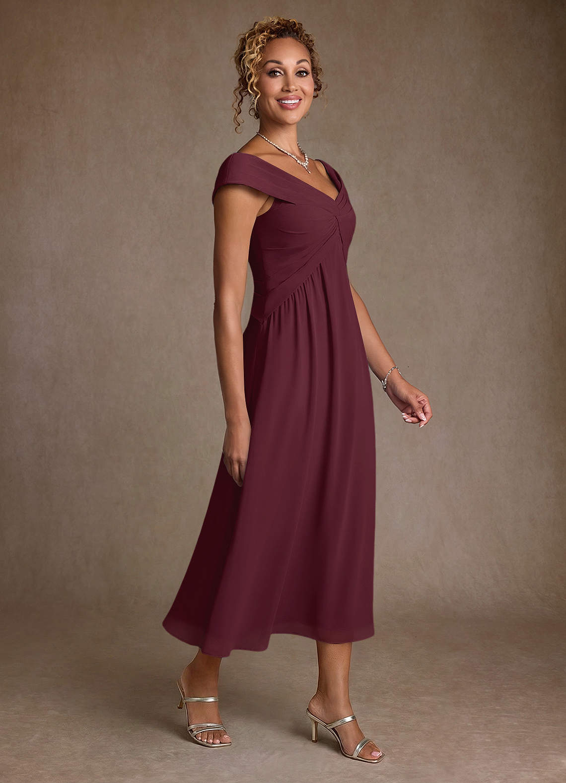 Azazie Mirta Vestidos para mãe da noiva Vestido Cabernet de Esgotamento Floral de Linha A com Plissado image2