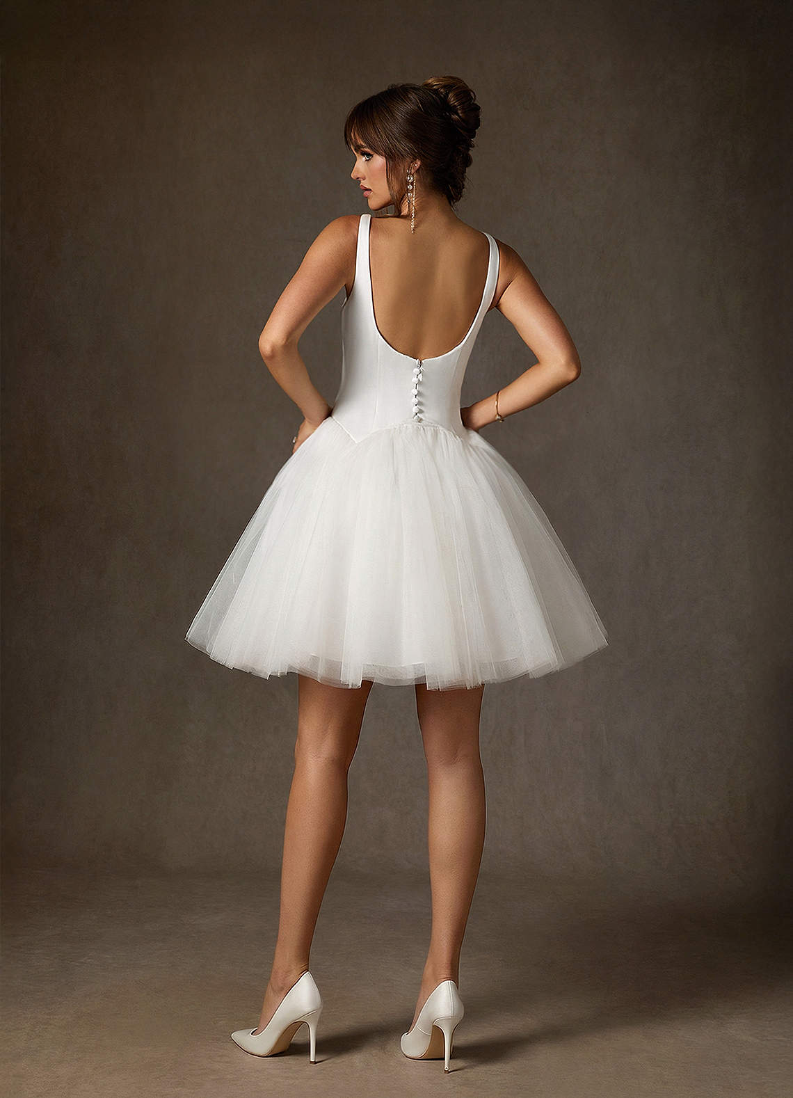 Azazie Annora Vestidos de novia Vestido de Diamante Blanco de Tul de Corte en A con Escote Cuadrado image2