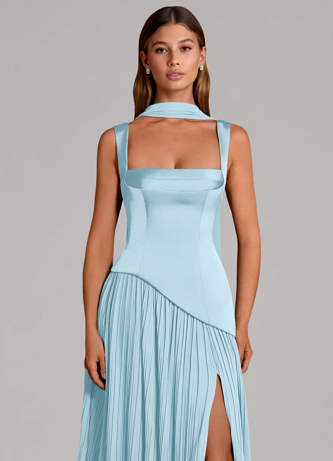 Azazie Stephanie Vestidos de madrinha de casamento Vestido Céu Azul de Cetim elástico de Linha A com Plissado image5