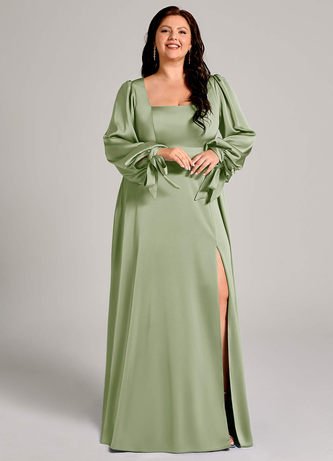 Azazie Leonia Robes de demoiselle d'honneur Robe Trapèze en Satin extensible Manche longue Vert Sauge image11