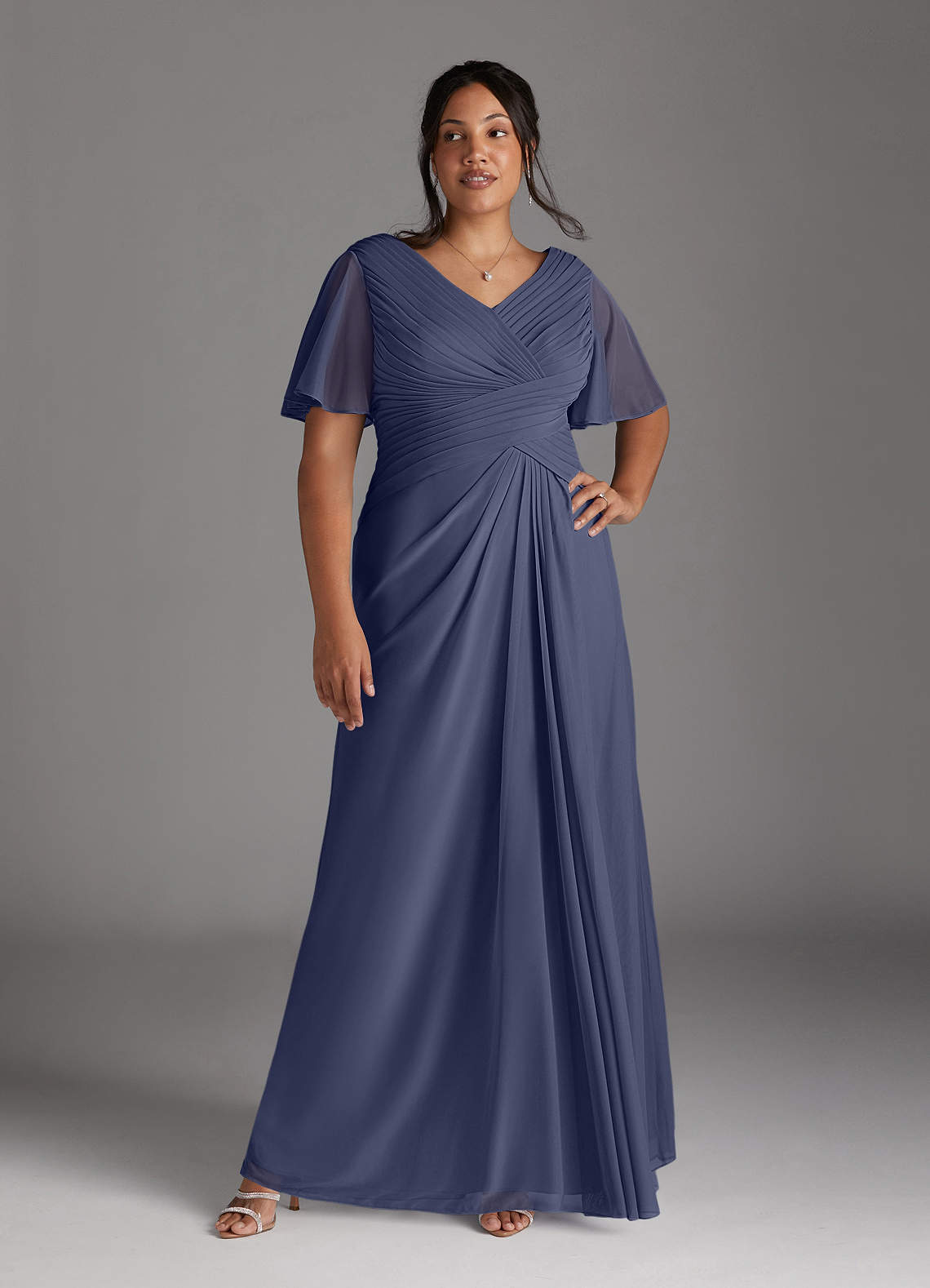 Azazie Emmeline Mère de la mariée Robes Robe Trapèze en Maille Col V plissé Bleu Orageux image8