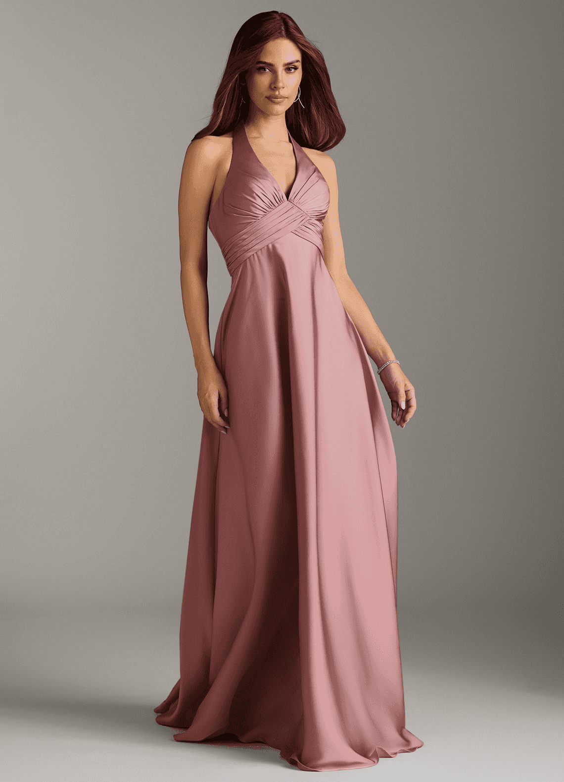 Azazie Tessie Vestidos de damas de honor Vestido de Rosa Polvorienta de Satén Elástico de Corte en A con Plisado image1