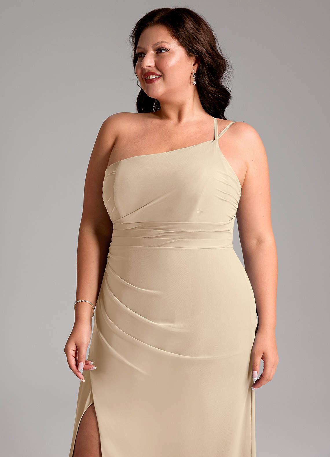 Azazie Eren Jurken voor bruidsmeisjes Jurk van Chiffon met Kolom One-Shoulder Champagne image12