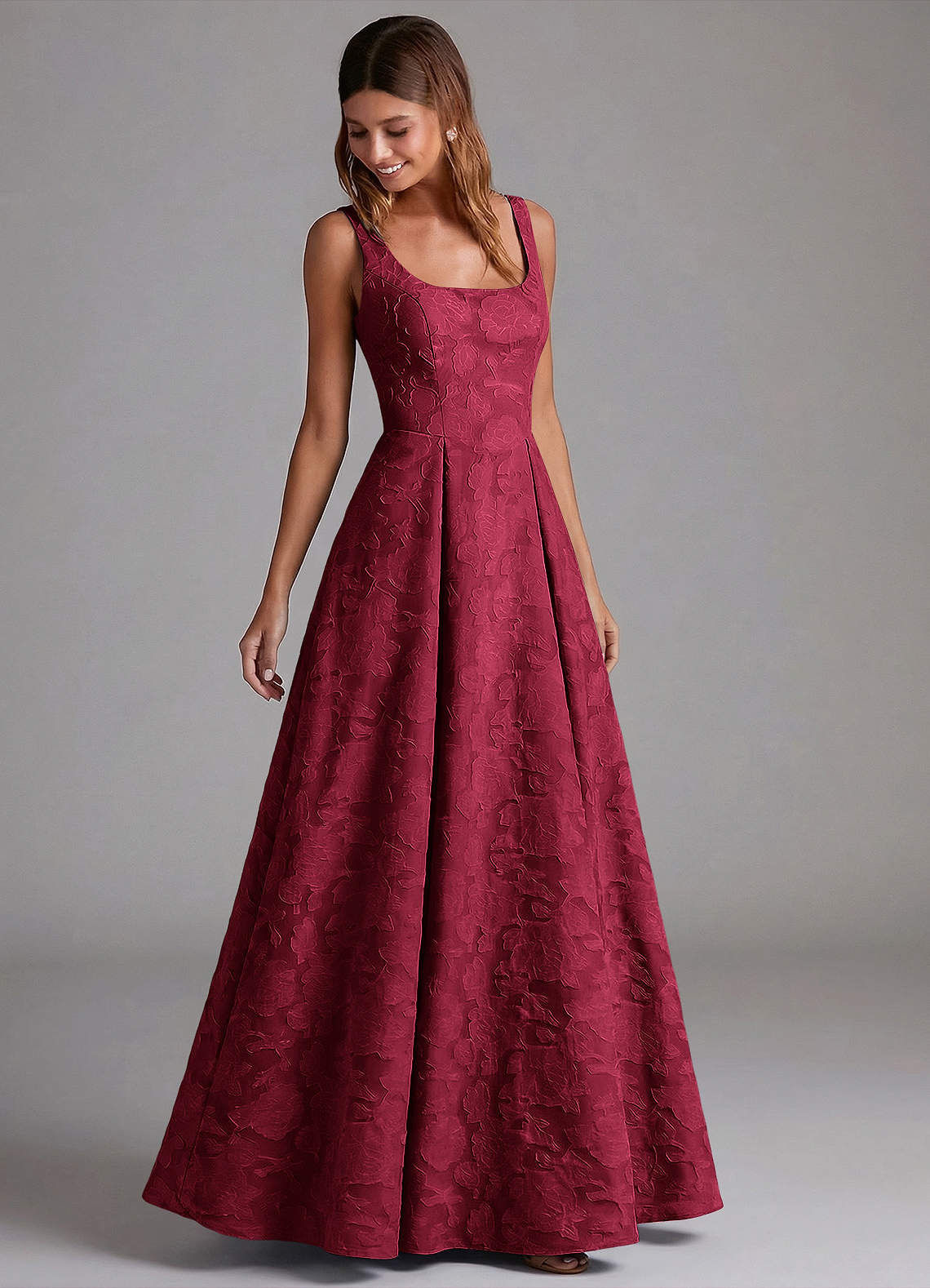 Azazie Amalie Vestidos de madrinha de casamento Vestido Borgonha de Esgotamento Floral de Linha A com Plissado image4