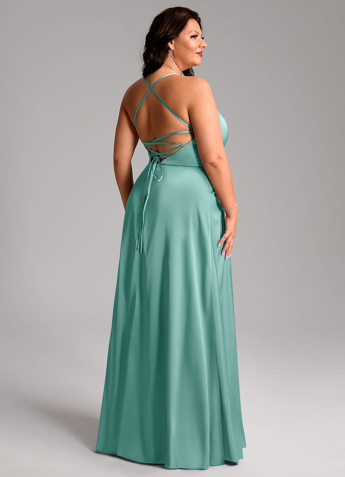 Azazie Mei Vestidos de damas de honor Vestido de Aqua de Satén Elástico de Corte en A con Cuello en V image10