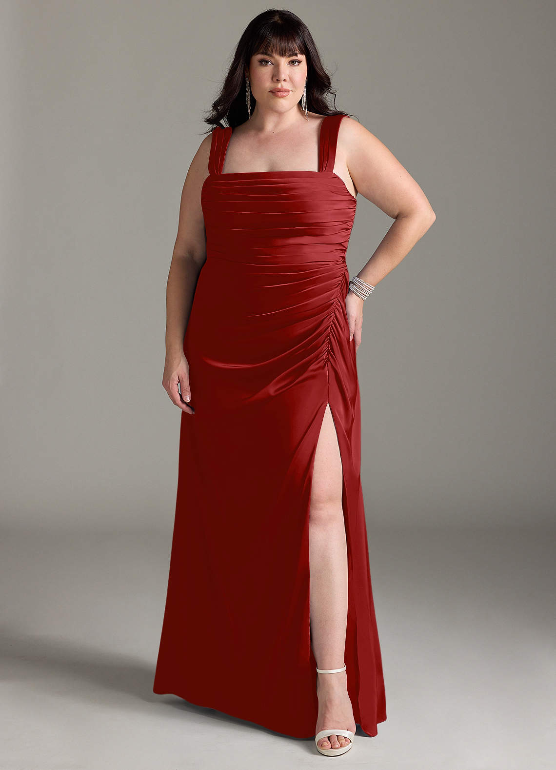 pomegranate bridesmaid dresses V-Neck Metallic Pleated Malachite Blue Prom Dress with Cape  FancyVestido