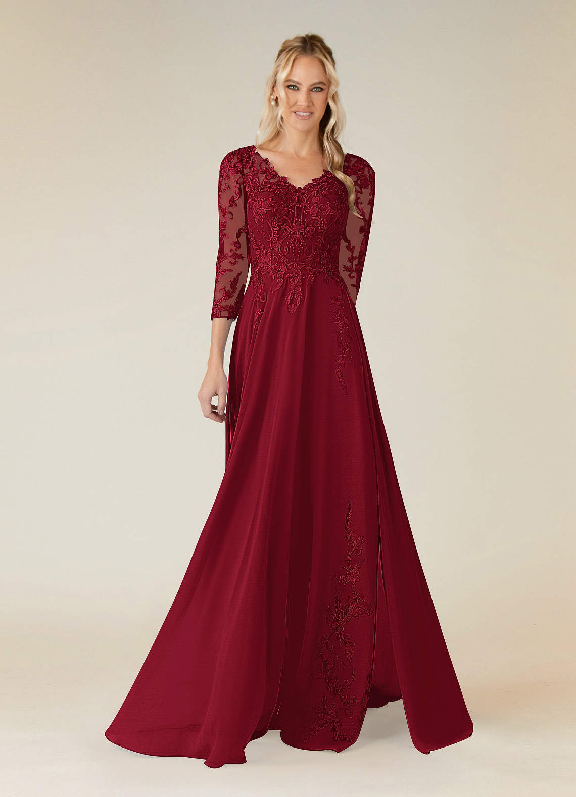 Azazie Noella Mère de la mariée Robes Robe Trapèze en Mousseline de soie Col V Dentelle Bourgogne image1
