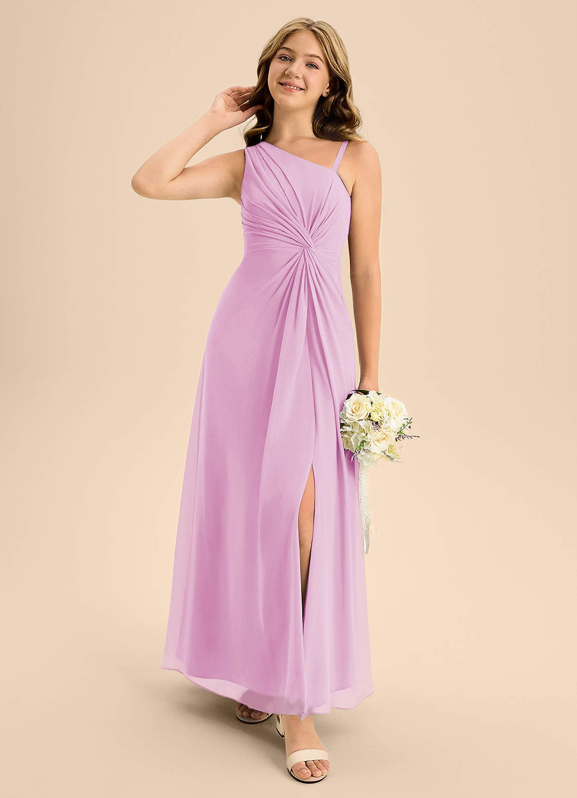 Azazie Brooke Junior Vestido de Rosa Caramelo de Gasa de Corte En A con Corte Lateral image1