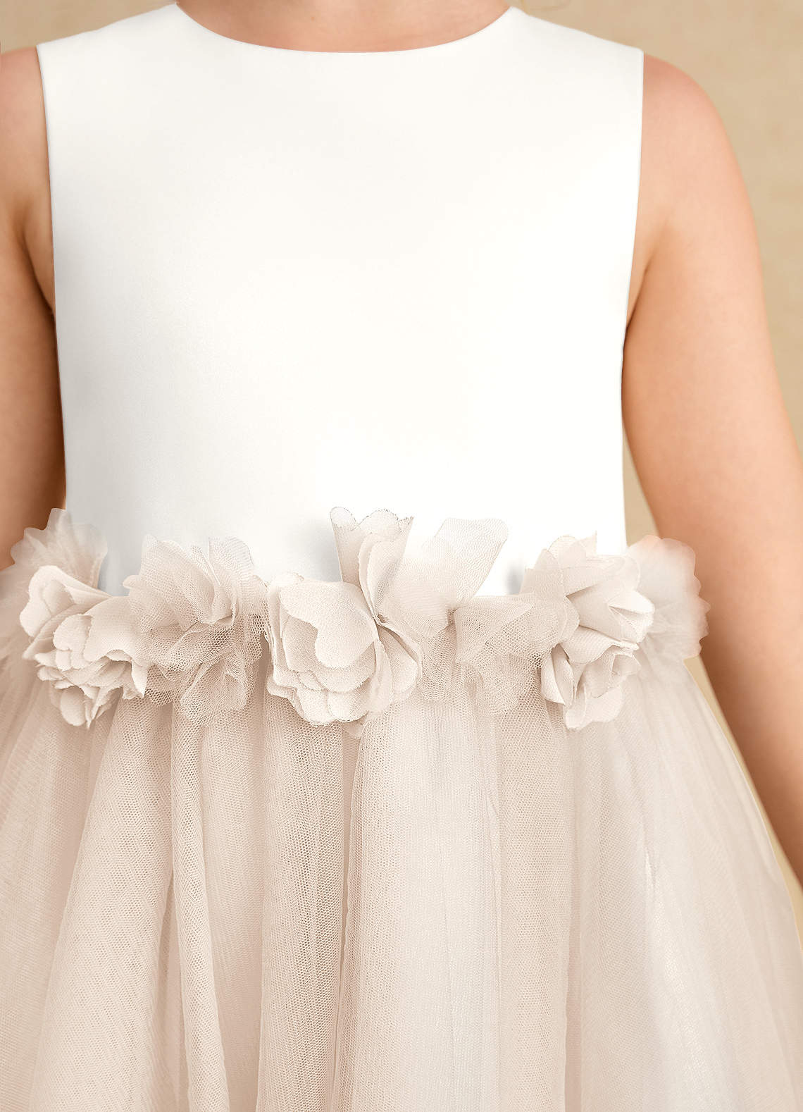 Azazie Louisa Abiti da Ragazza di Fiori Abito A-Line in Tulle Senza Maniche Alabastro Avorio Bianco image5