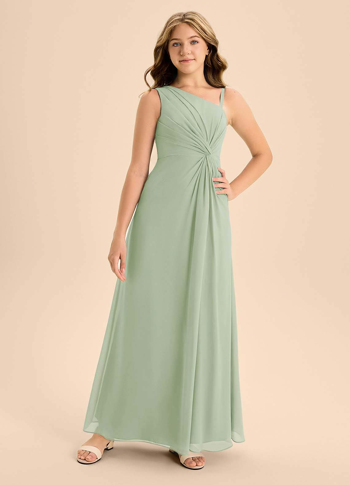 Azazie Brooke Junior Robe Trapèze en Mousseline de soie Fente Latérale Vert Sauge image3