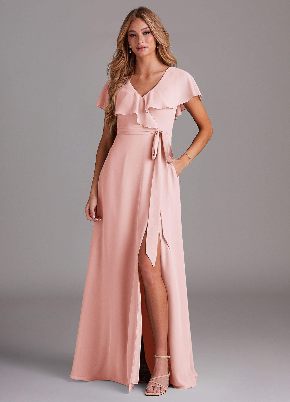 Azazie Lainey Robes de demoiselle d'honneur Robe Trapèze en Mousseline de soie avec poches Rose Pâle image1