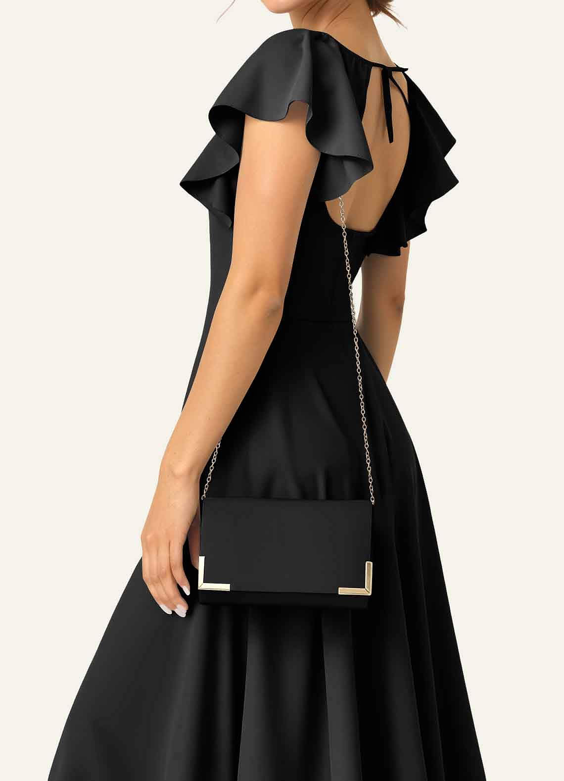 front Conjunto de sandálias de salto bloco de cetim fosco e bolsa clutch envelope combinando