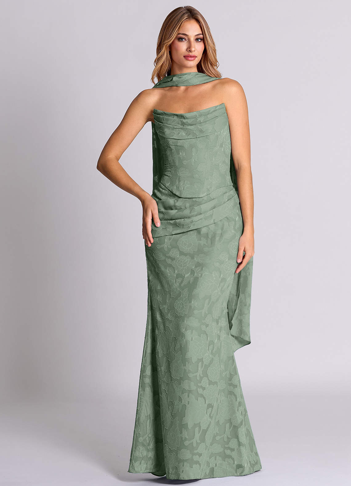 Azazie Sorrel Vestidos de damas de honor Vestido de Matcha de Devorado Floral de Corte Sirena Convertible con Corsé image4