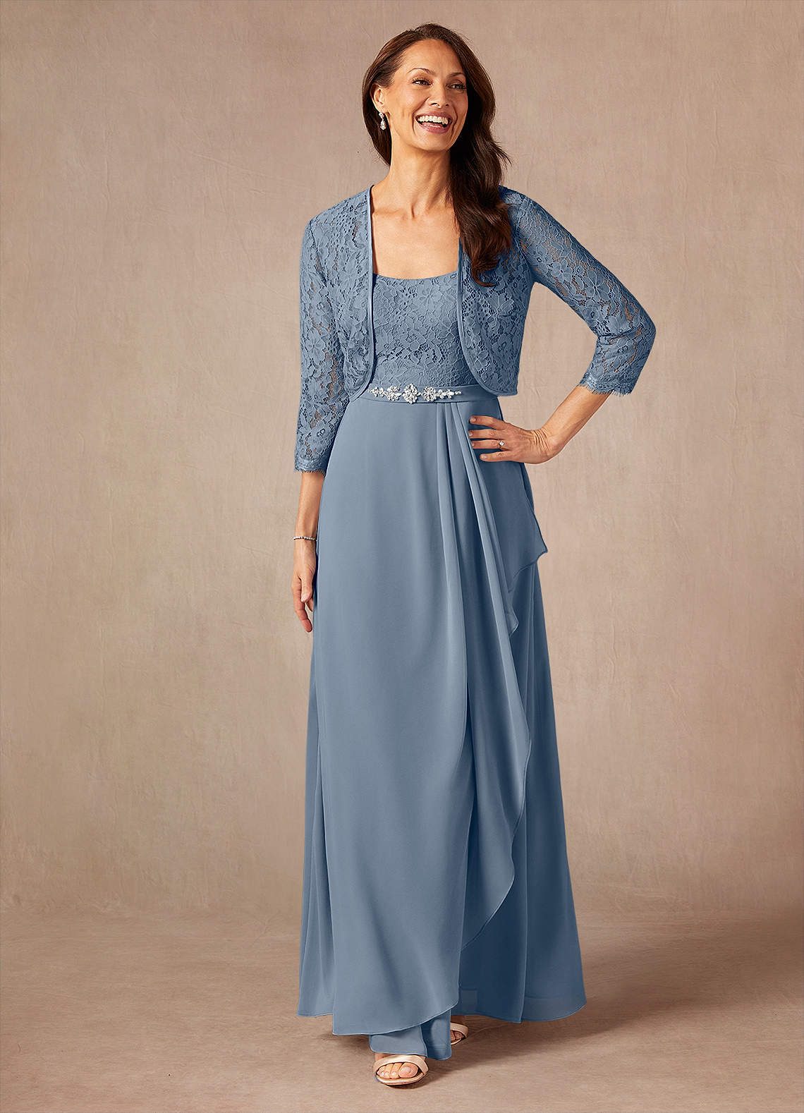 Azazie Ainsling Mère de la mariée Robes Robe Trapèze en Mousseline de soie Dentelle à encolure carrée Violet Crépusculaire image1