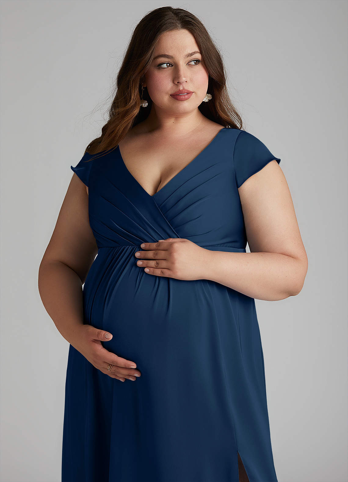 Azazie Allessia vestidos de dama de honor de maternidad Vestido de Corte en A Plisado Hasta el suelo Satén Elástico image12