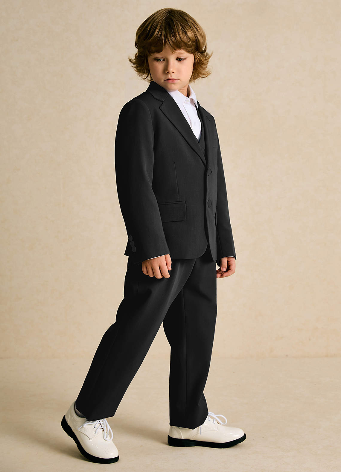 front Oliver Boys Black 3-Piece Suit