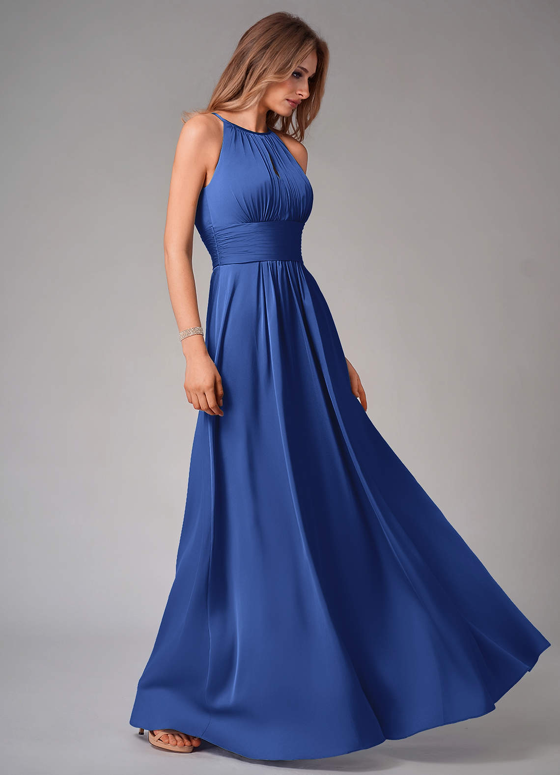 Azazie Bonnie Vestidos de madrinha de casamento Vestido Royal Blue de Cetim elástico de Linha A com Plissado image3