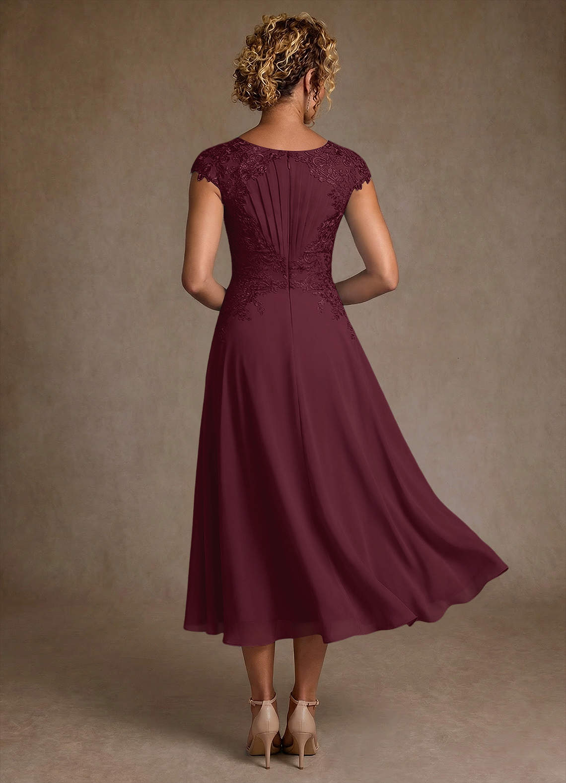 Azazie Crista Mère de la mariée Robes Robe Trapèze en Mousseline de soie Dentelle Cabernet image1