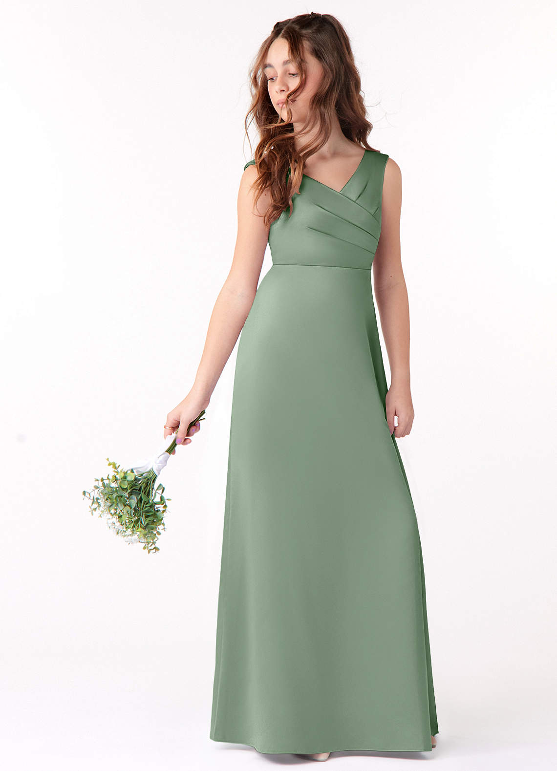 Azazie Sadia Junior Vestido de Matcha de Satén Elástico de Corte En A con Plisado image1