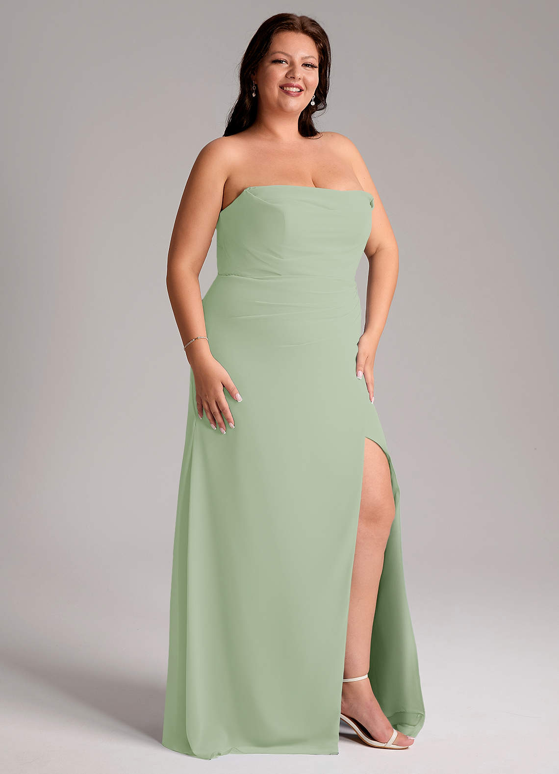 Azazie Leonis Vestidos de madrinha de casamento Vestido Dusty Sage de Chiffon de Bainha com Sem alças image13