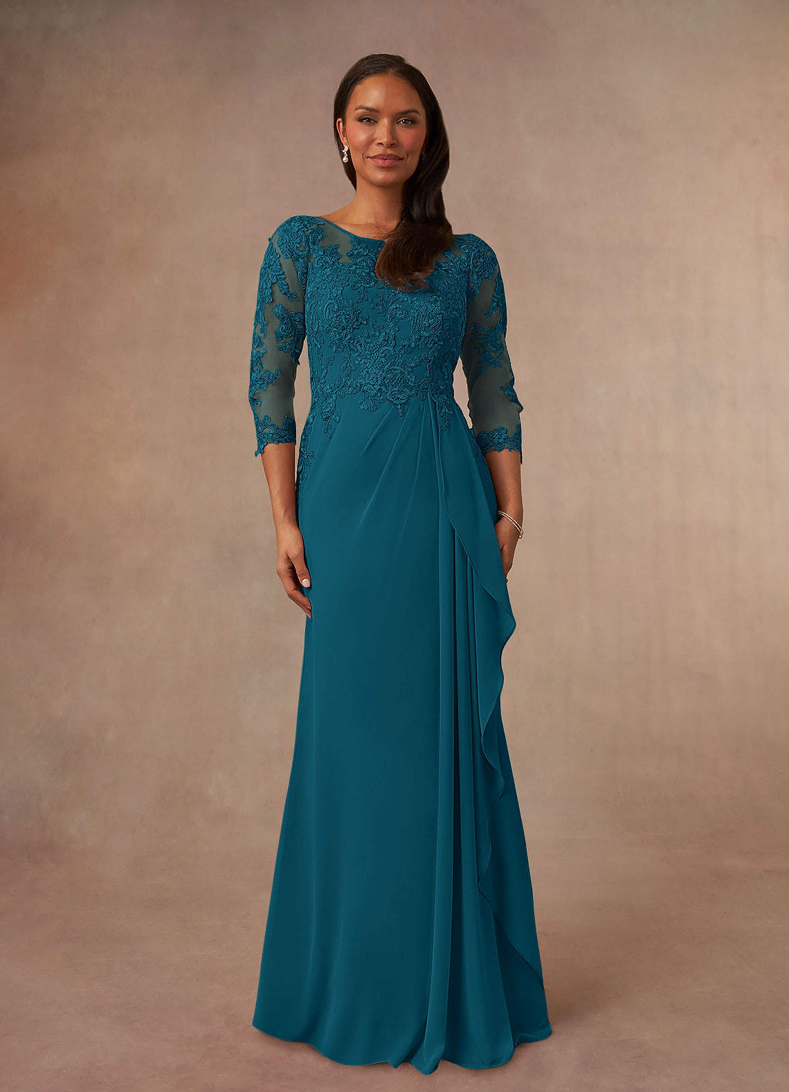 Azazie Calanthe Abiti per la Madre della Sposa Abito A-Line in Chiffon con Scollo a U Blu Inchiostro image1