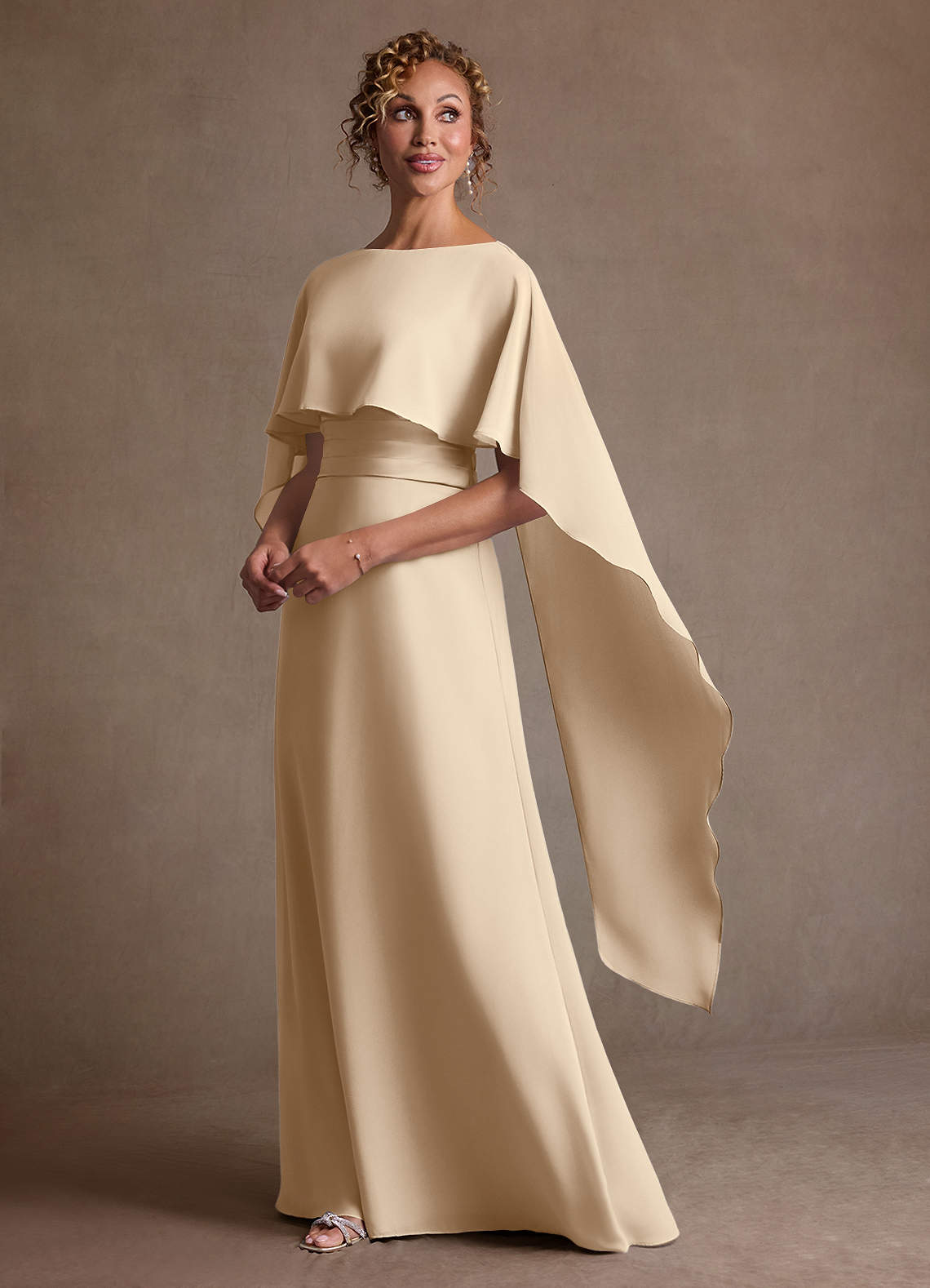 Azazie Marilla Mère de la mariée Robes Robe Trapèze en Mousseline de soie Plissée Champagne image4