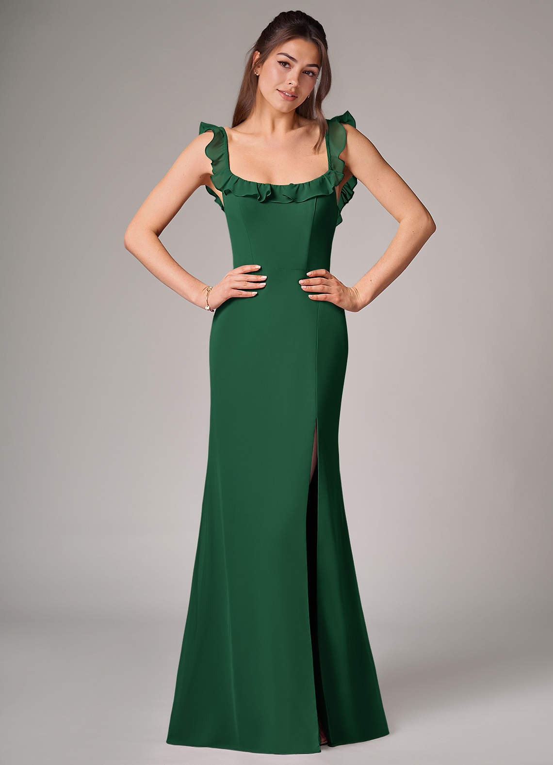 Azazie Callie Robes de demoiselle d'honneur Robe Sirène Convertible en Mousseline de soie Fente Latérale Vert Foncé image1