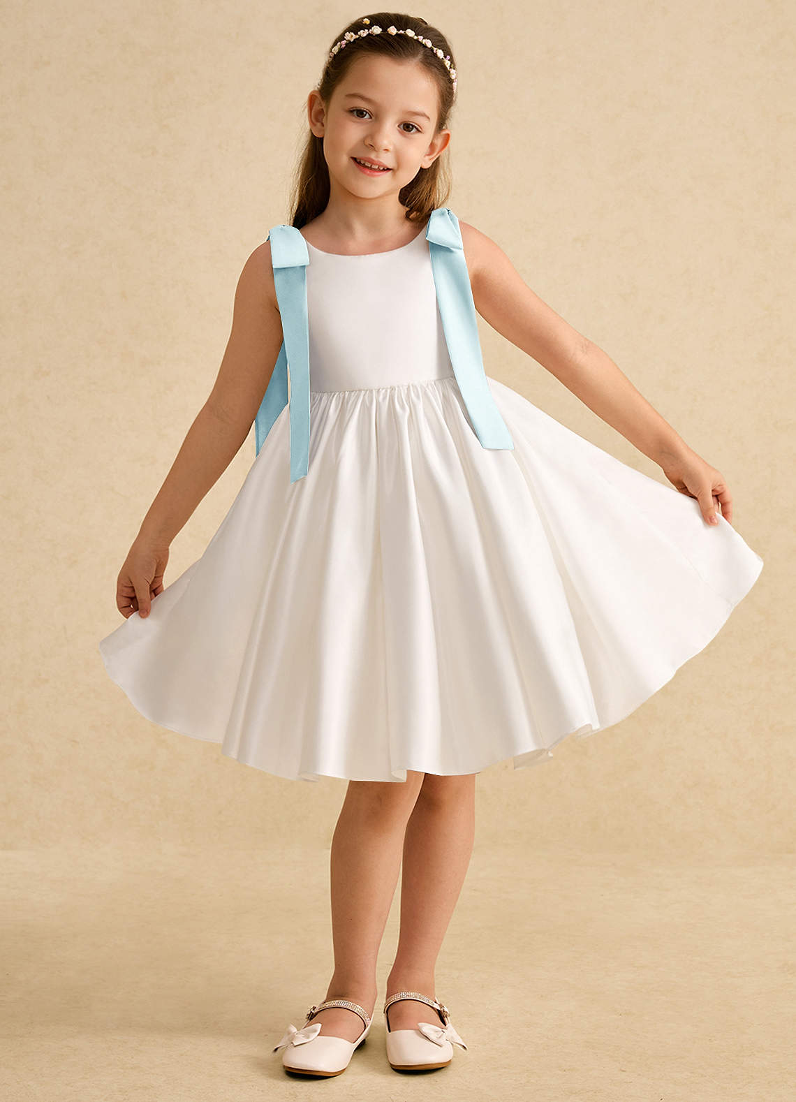 Azazie Stacie Blumenmädchenkleider A-Linie Schleifen Matte Satin Kleid Elfenbein Seeglas Blau image1