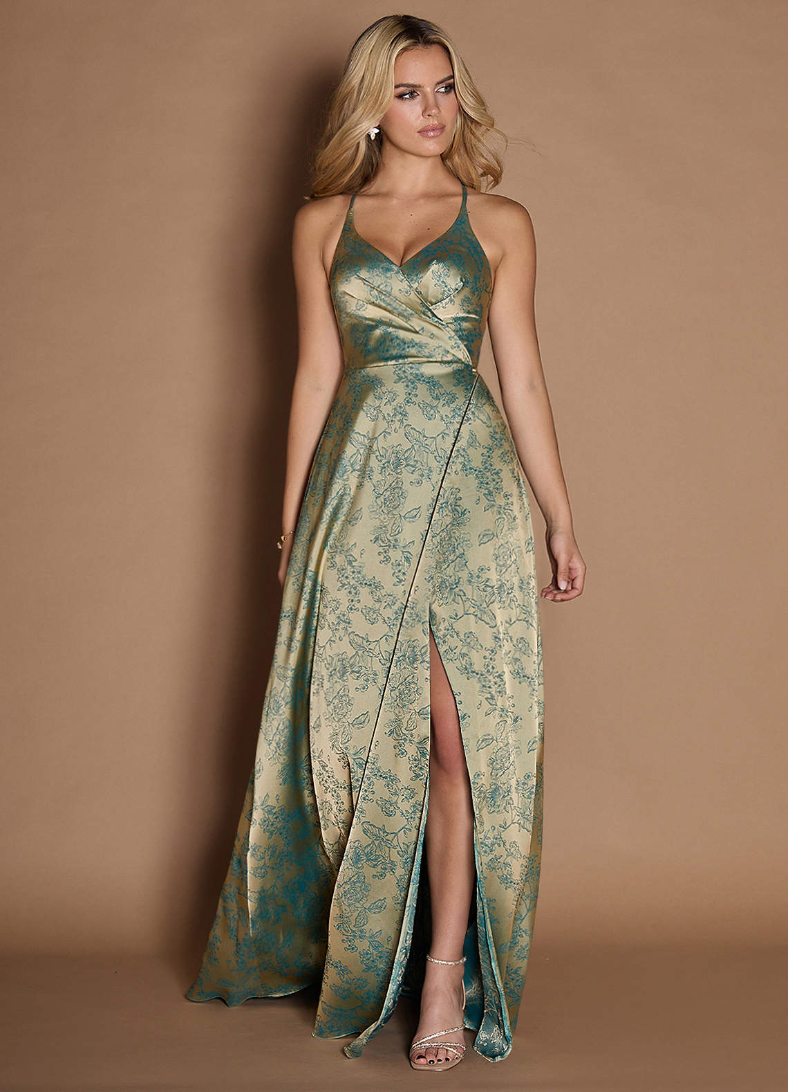 abacaxi アバカシー 20AW Mixed Media Dress ミックスメディアドレス 20040043002230 S グリーン ノースリーブ シアー フリンジ トップス【中古】【abacaxi】 Aethera Green Sparkling Beaded A-Line Maxi Dress | Boutique 1861