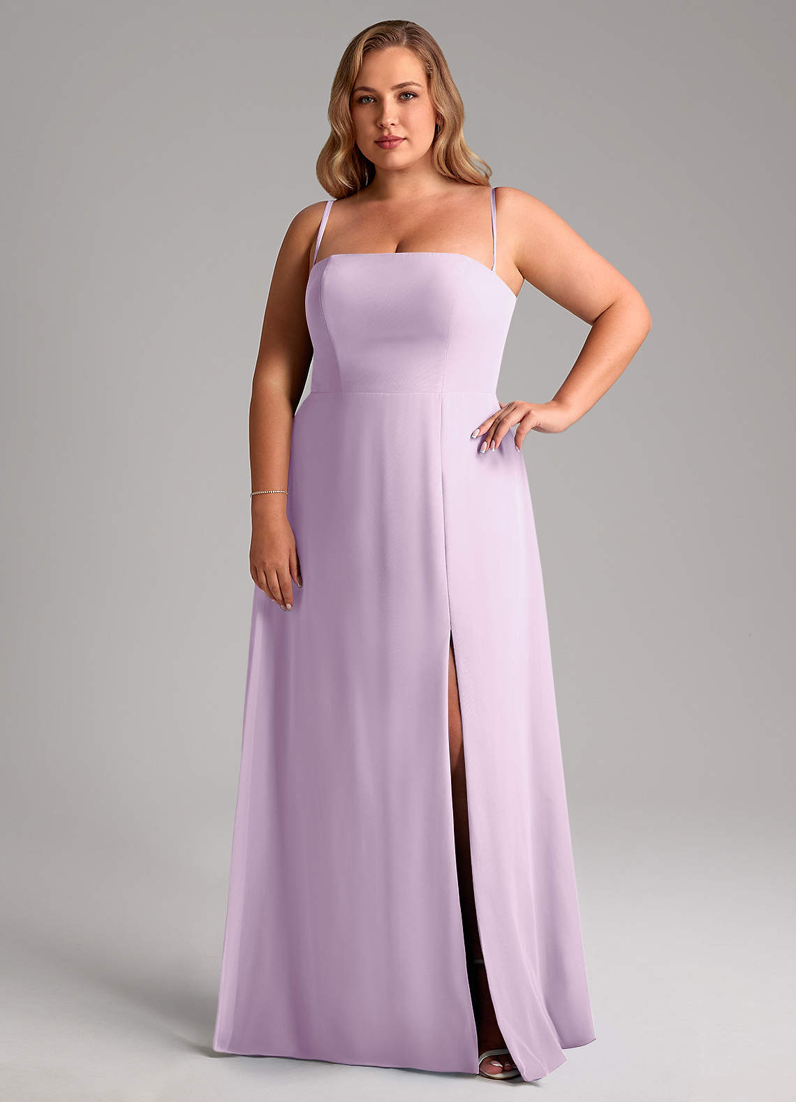 Azazie Wren Robes de demoiselle d'honneur Robe Trapèze Convertible en Mousseline de soie Fente Latérale Frostiges Flieder image13