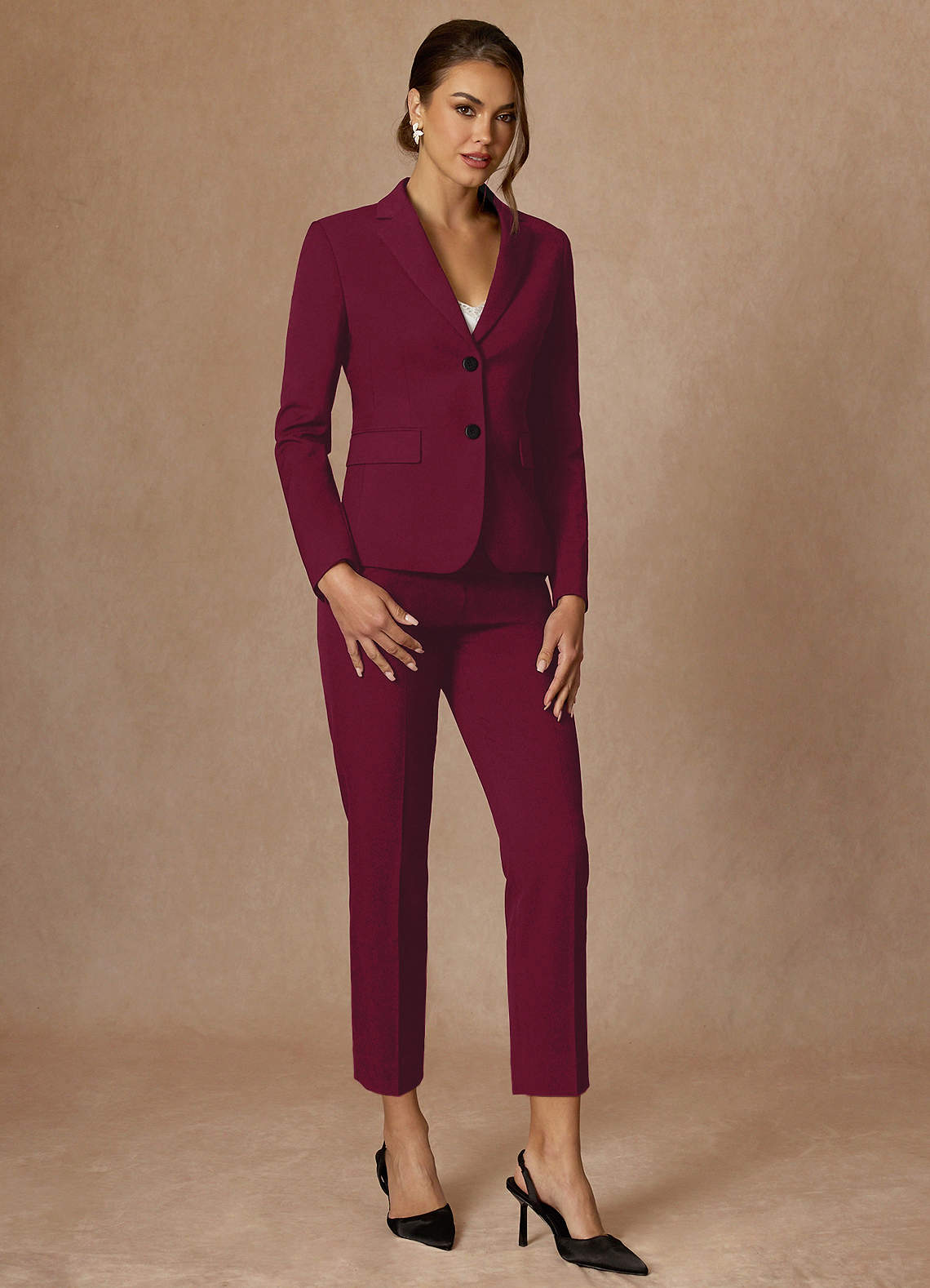 front Whitney Borgoña Traje de pantalón corto de alto rendimiento con tejido refinado