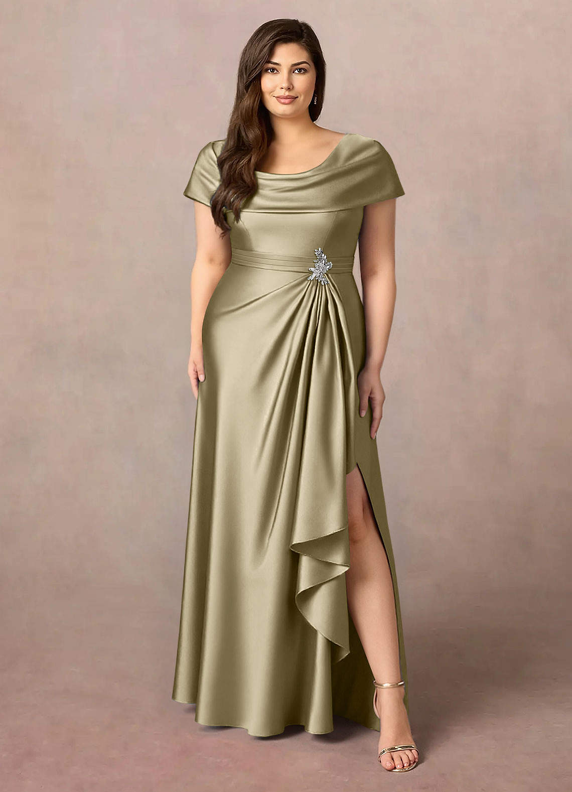 Azazie Branford Mère de la mariée Robes Robe Trapèze en Satin extensible Plissée Vert Mousse image1