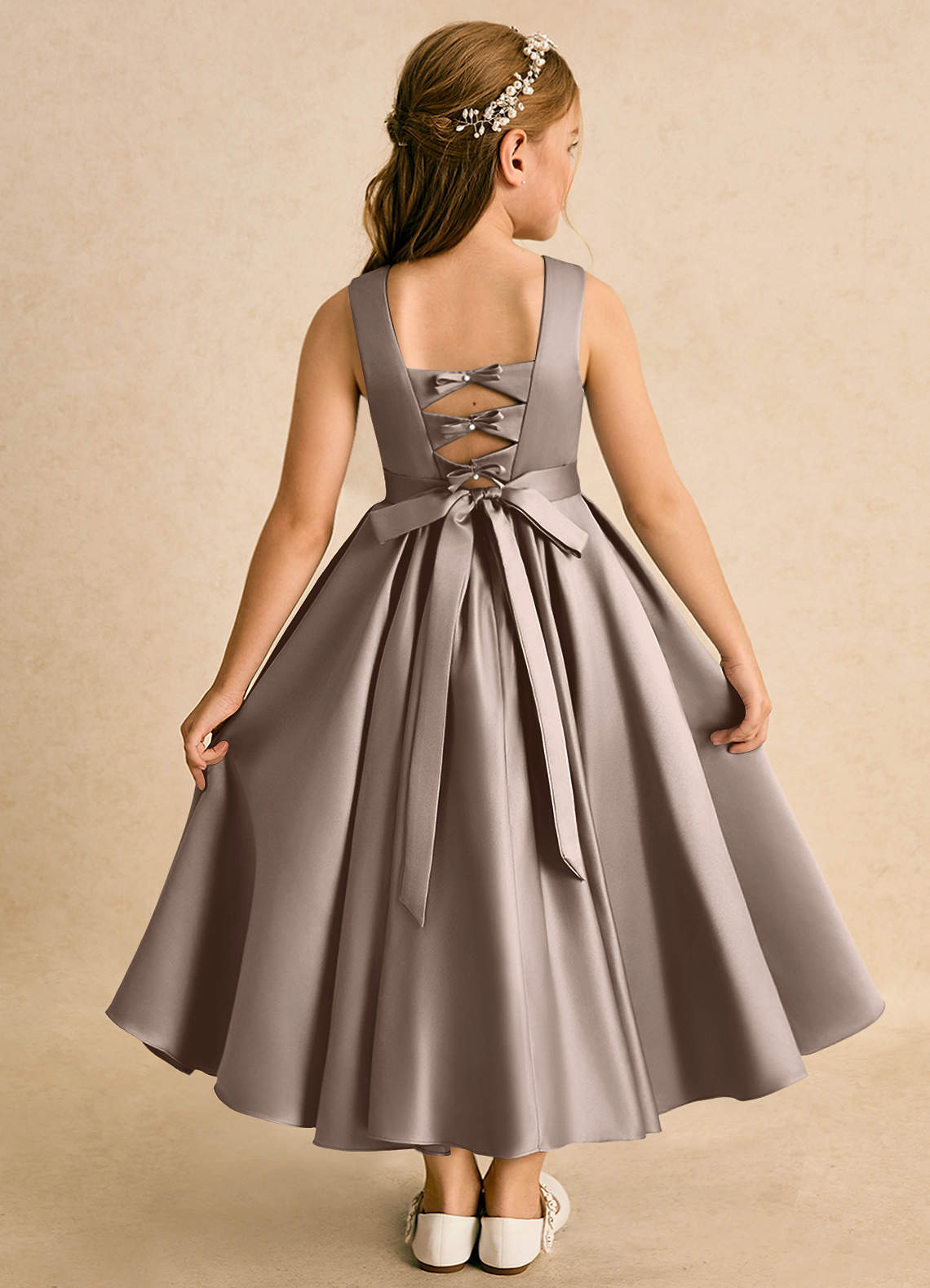 Azazie Junebuj vestidos de niña de las flores Vestido de Gris Pardo de Satin Mate de Princesa con Plisado image1