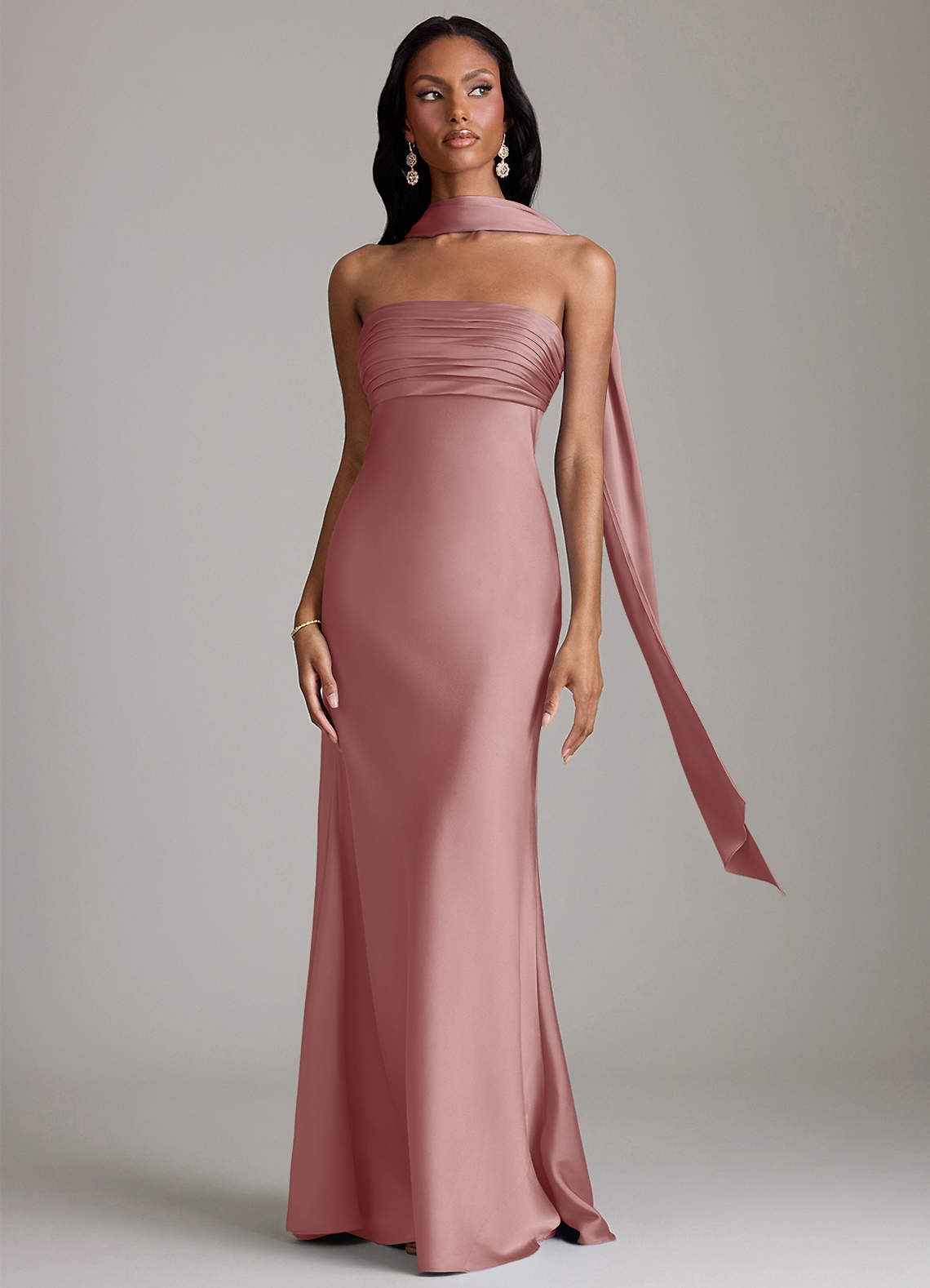 Azazie Saylor Vestidos de damas de honor Vestido de Rosa Polvorienta de Satén Elástico de Corte Sirena con Sin tirantes image8