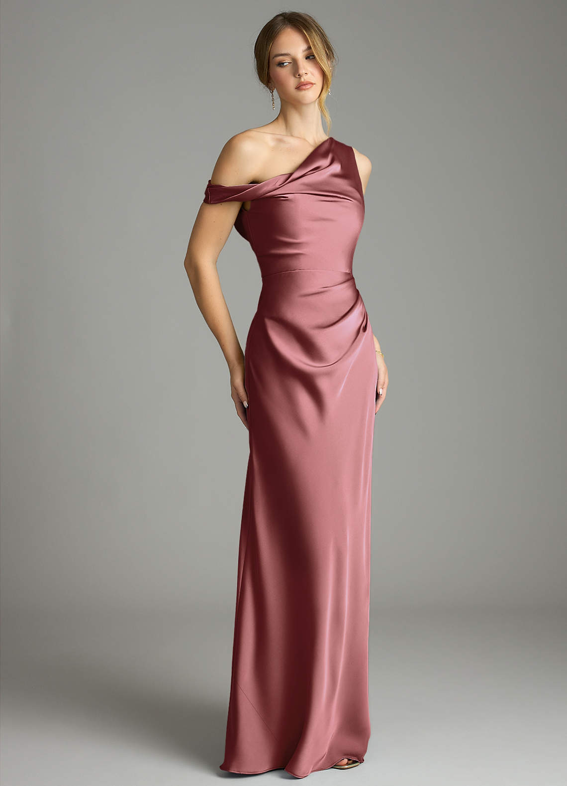Azazie Emerson Vestidos de madrinha de casamento Vestido Ametista de Cetim elástico de sereia com Fora do ombro image4
