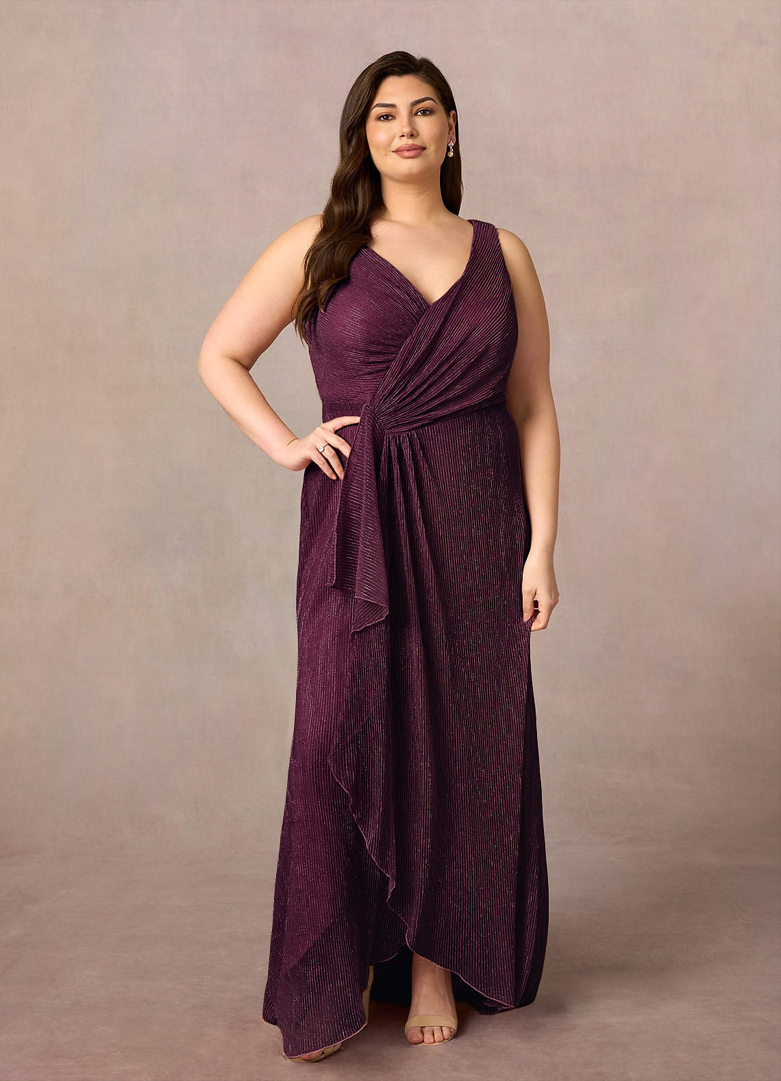 Upstudio Tuscon Mother of the Bride Dresses A-Line V-Neck Ruched Metallic Mesh Asymmetrical Dress image1