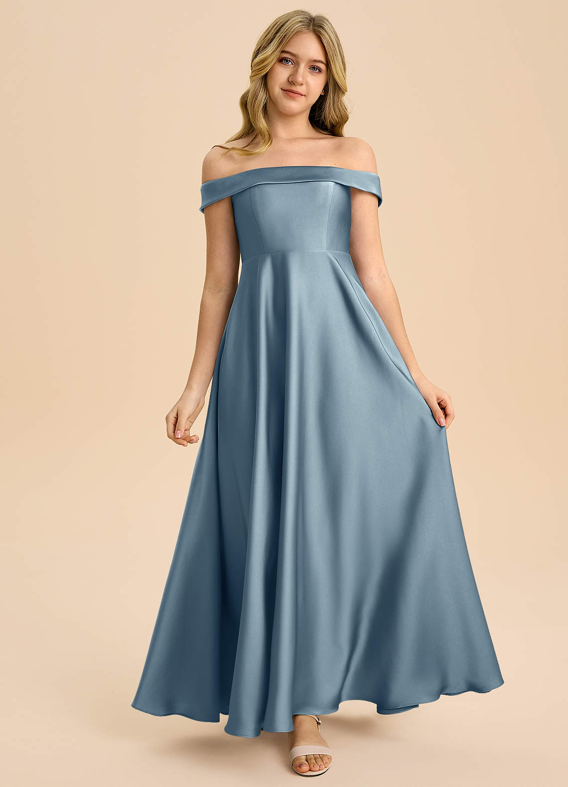 Azazie Sissy Junior Vestido de Azul Polvoriento de Satén Elástico de Corte en A con Vestidos sin tirantes image3