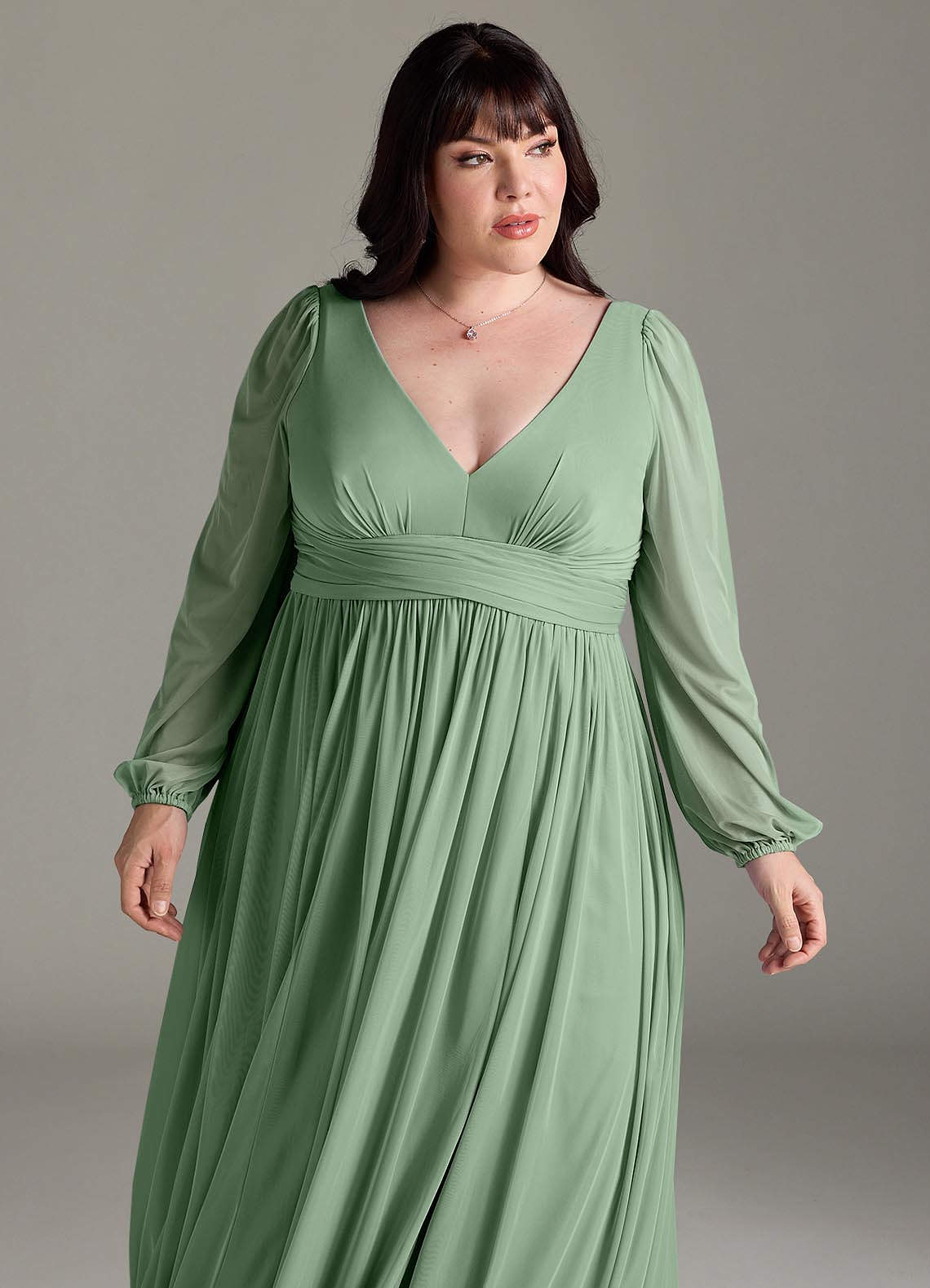 Azazie Norah Abiti da Damigella Abito A-Line in Chiffon con Maniche lunghe e Scollo a V Matcha image11