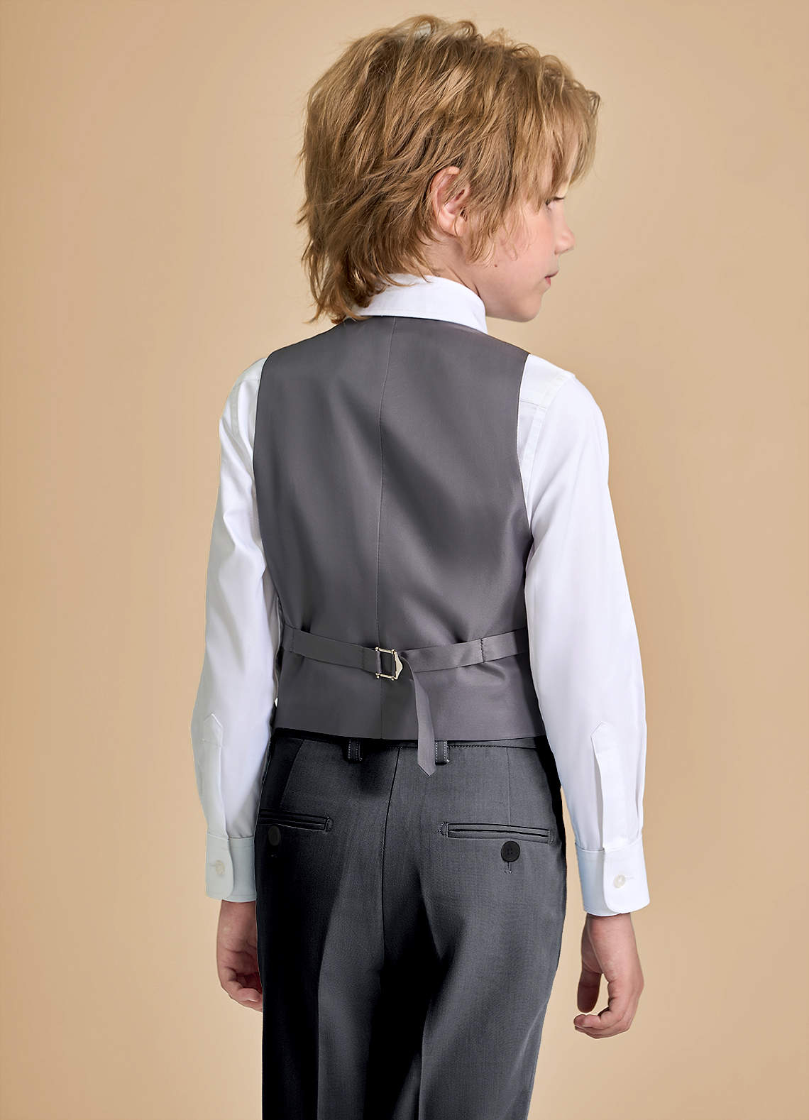 front Oliver Boys Charcoal 5-Piece Suit With Pre-tie