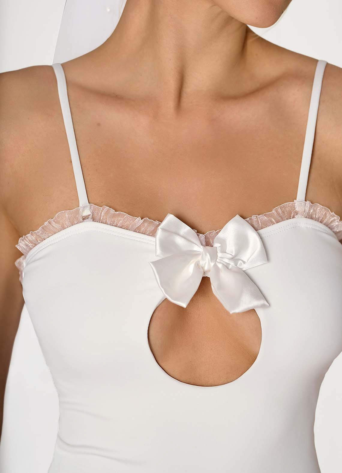 front Amara One Piece