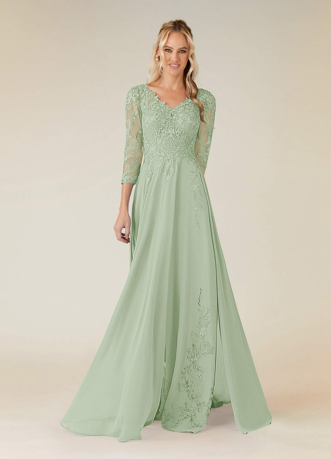 Azazie Noella Mère de la mariée Robes Robe Trapèze en Mousseline de soie Col V Dentelle Vert Sauge image1