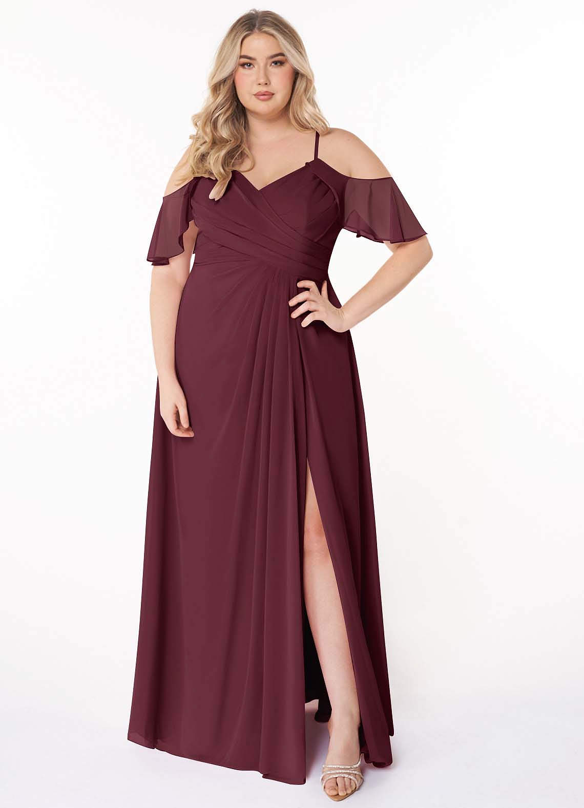 Azazie Dakota Vestidos de damas de honor Vestido de Cabernet de Gasa de Corte en A con Cuello en V plisado image1