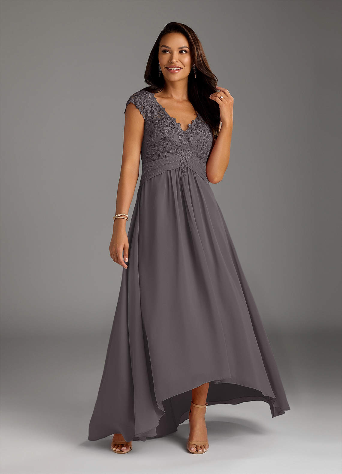 DRESS ROOM AMI　受注生産 カラードレス　グレー・ダスティローズ Azazie Irmeli Steel Grey A-Line Lace Chiffon Dress | Azazie